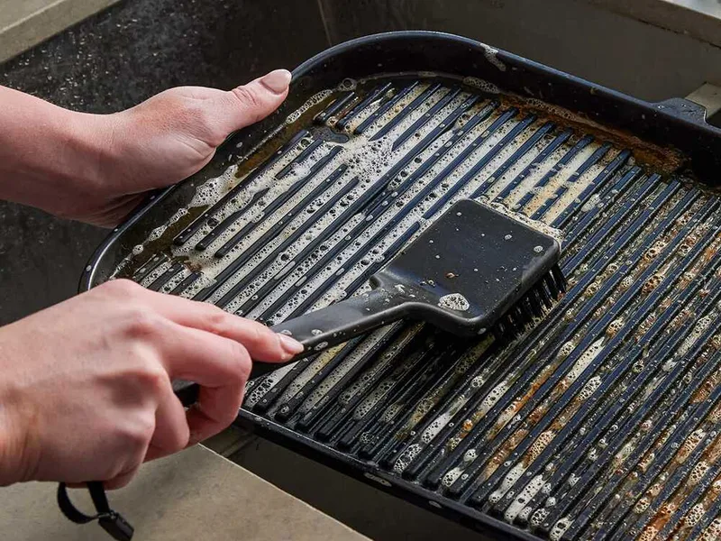 Brosse de nettoyage pour grille et plaque - Ninja