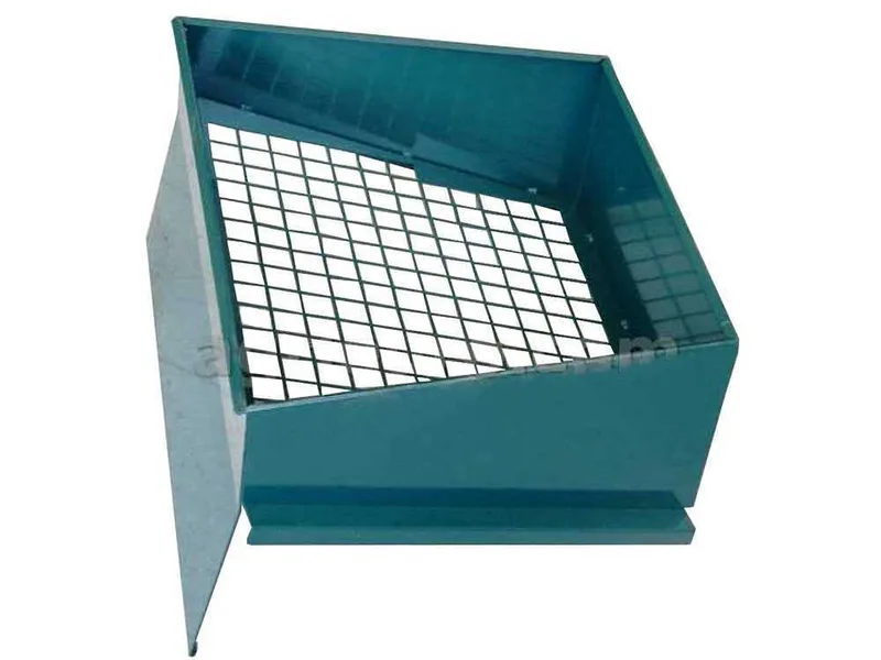 Grille de "préfiltrage" munies de parois latérales de blocage
