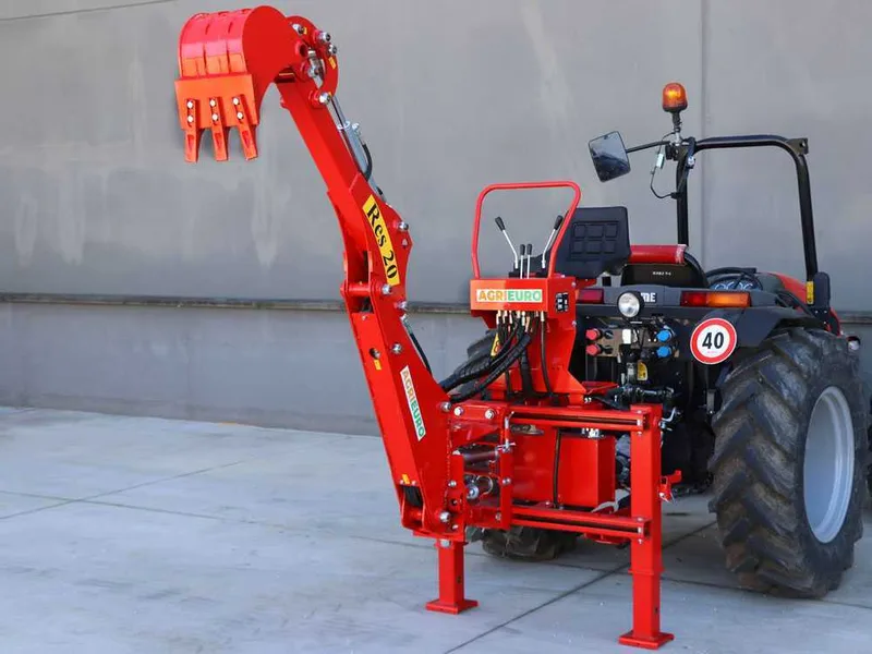 Agrieuro Top Line RES20 - Pelle rétro pour tracteur avec déplacement latéral