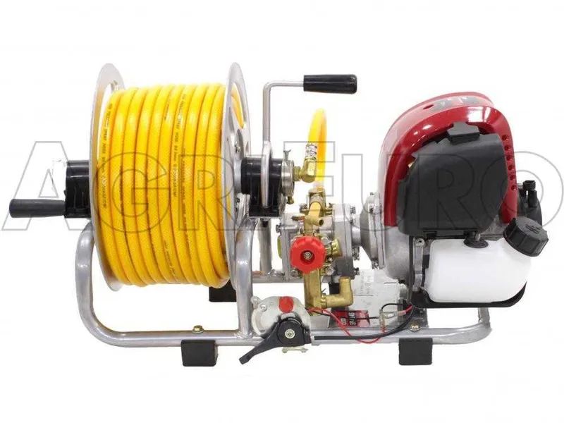 Motopompe de pulvérisation GeoTech SP 40 4Savec moteur thermique 4 temps - 15/25 bars