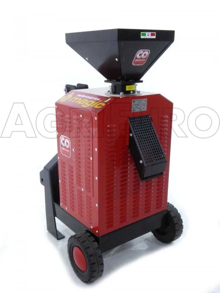 Ceccato Olindo - Presse à pellets PTO pour tracteur - fabrication de pellets pour le chauffage