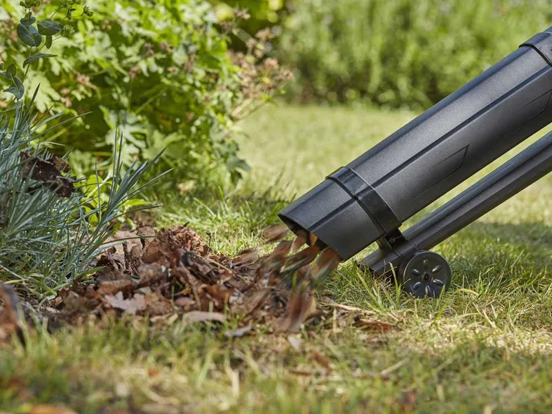 Black & Decker BCBLV3625L1 - Souffleur aspirateur à feuilles sur batterie 36 V 2.5 Ah