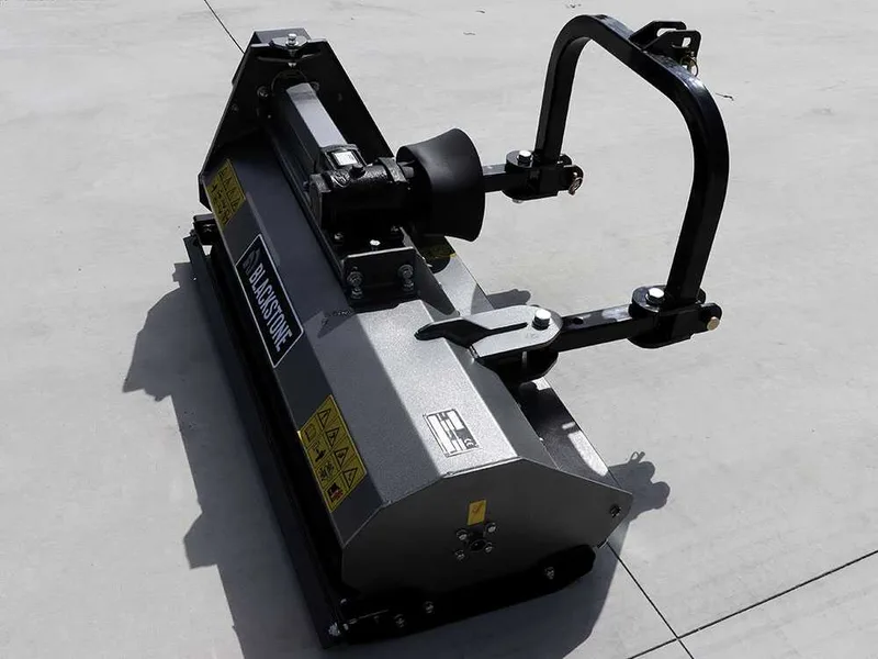 BlackStone BL 140 MSS - Broyeur sur Tracteur - Série légère - Déport Manuel