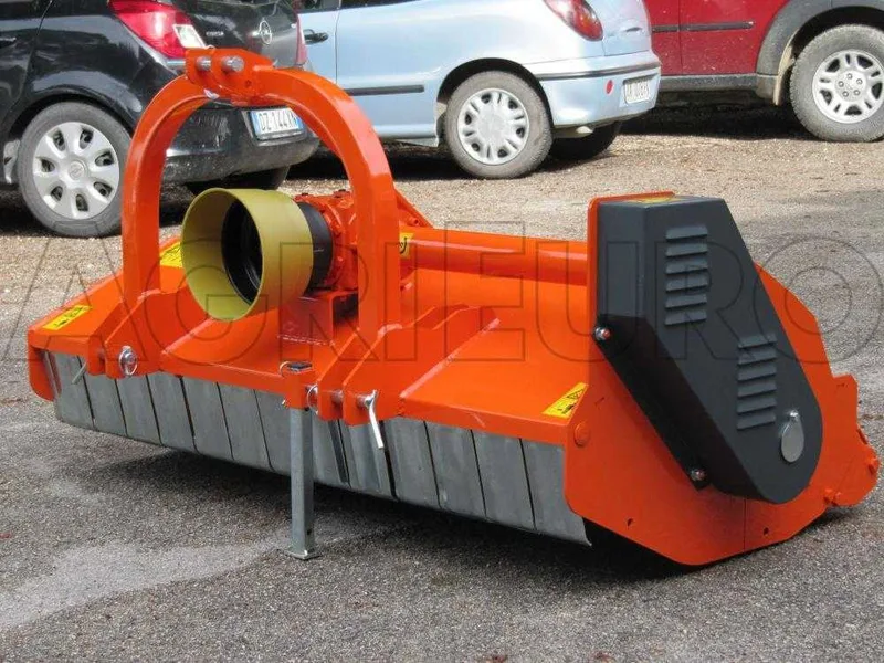 Top Line MF 130 - Broyeur pour tracteur - Série médium