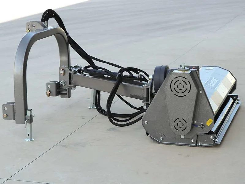 BlackStone BV 100 L - Broyeur d'accotement latéral à bras pour tracteur - Série légère