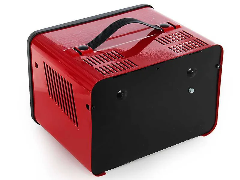 Telwin Alpine 30 Boost - Chargeur de batterie - batteries humides d'une tension de 12/24V - 800W