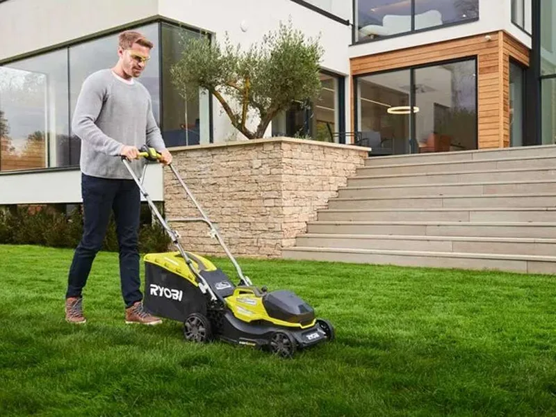 Ryobi RY18LMX37A-0 - Tondeuse à gazon à batterie 18V