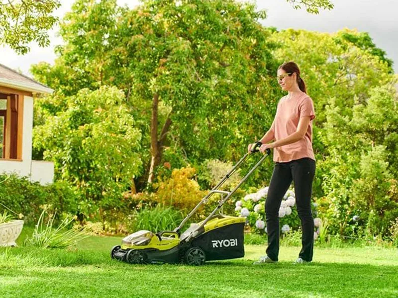 Ryobi RY18LMX37A-0 - Tondeuse à gazon à batterie 18V