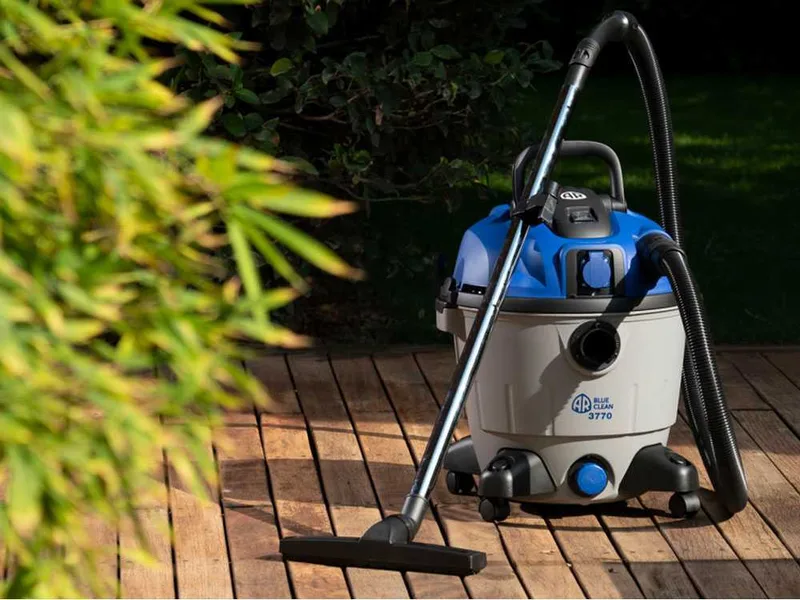 Annovi & Reverberi AR3770 - Aspirateur bidon multifonctions - Cuve Plastique 35 L - 1600W