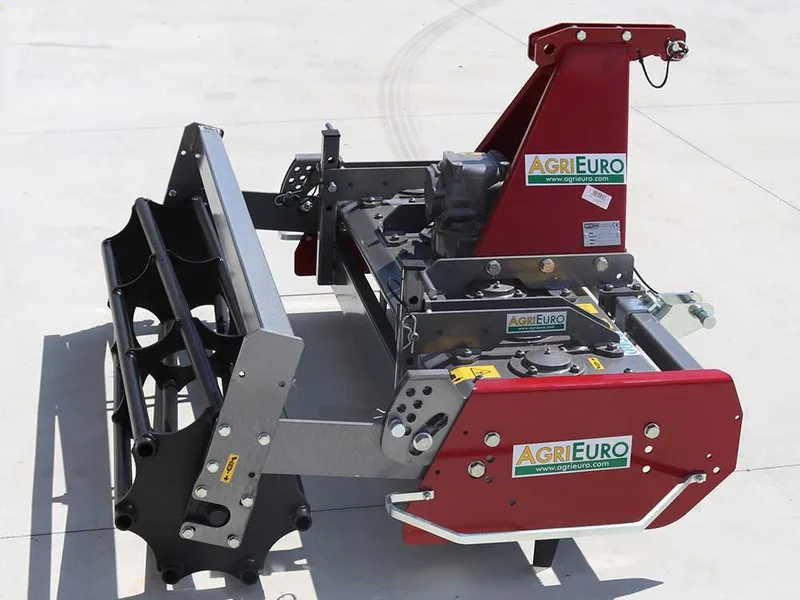 Herse rotative légère RF150 - largeur de travail 150 cm -14 lames série légère - Rouleau à cage