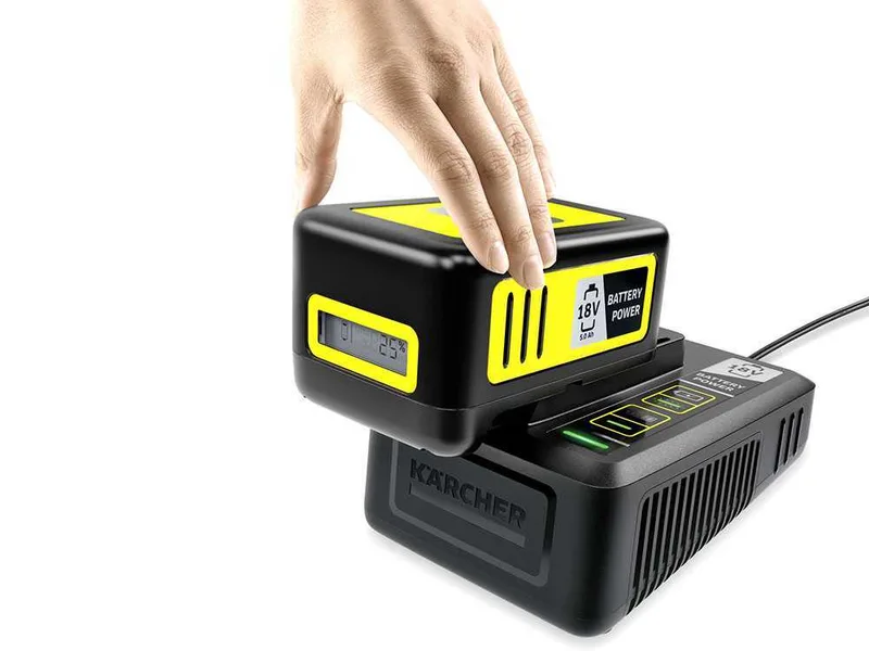 Starter Kit Chargeur de batterie et batterie Karcher de 18 V de 5 Ah