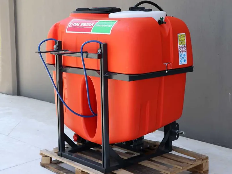 Dal Degan ILEO 400 L - Pulvérisateur à tracteur - pompe YP 70
