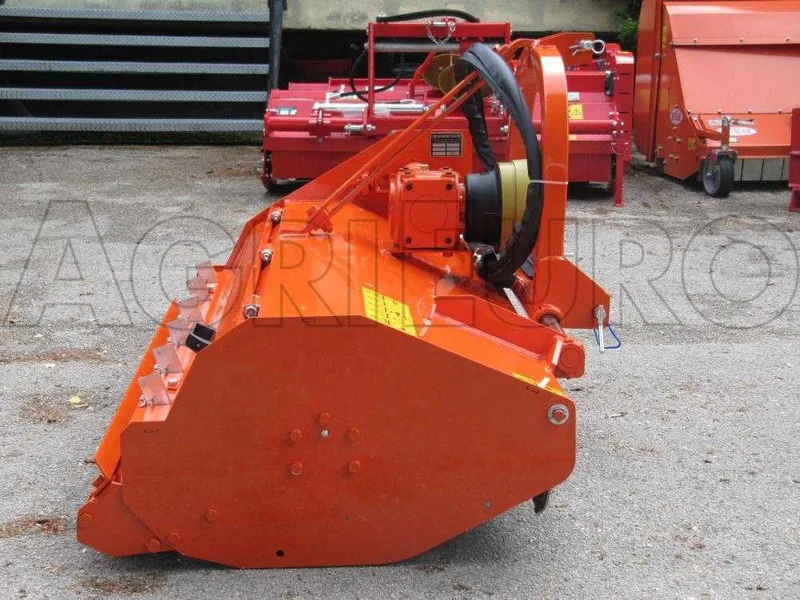 Top Line MS 100 - Broyeur pour tracteur - Série médium - Déport hydraulique