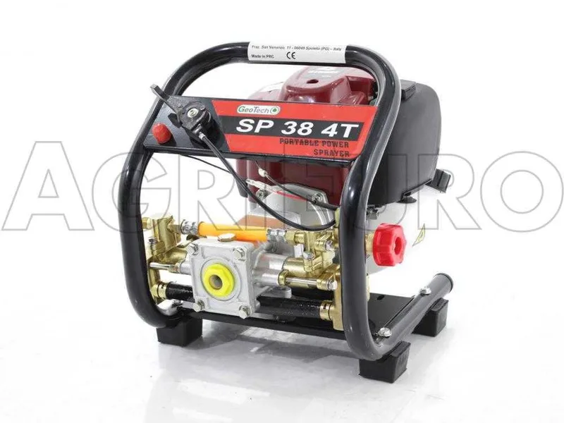 Motopompe équipée GeoTech SP 38 4T avec pompe à moteur thermique 4 temps de 38 cm3