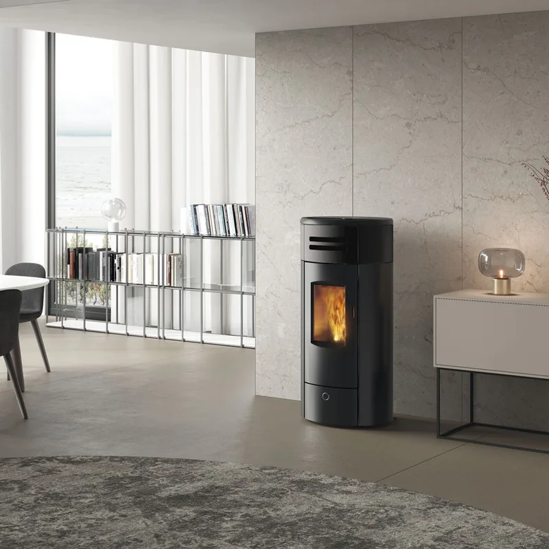EK63 Yung 130++ Evo Poêle à granulés céramique noire