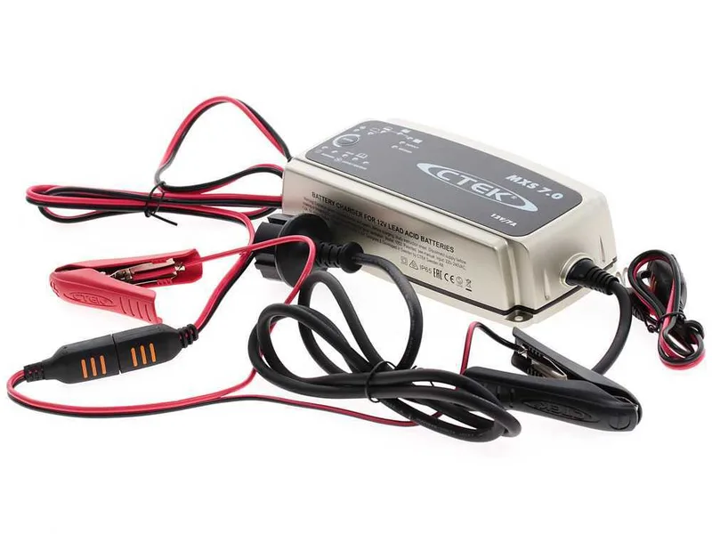 CTEK MXS 7.0 - Chargeur de batterie 12V - 8 étapes - automatique - caravanes, véhicules tout-terrain, bateaux, voitures