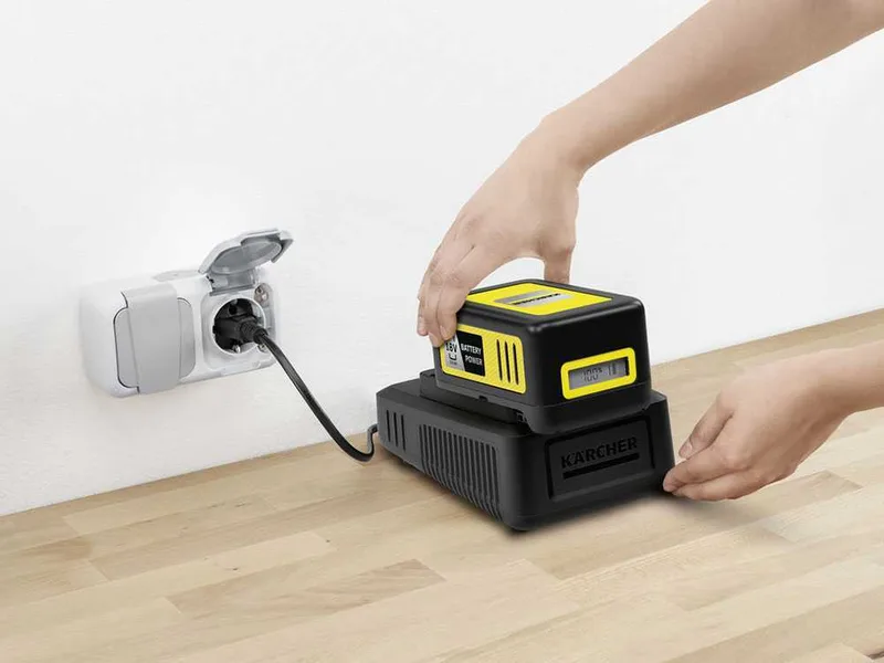 Starter Kit Chargeur de batterie et batterie Karcher de 18 V de 5 Ah