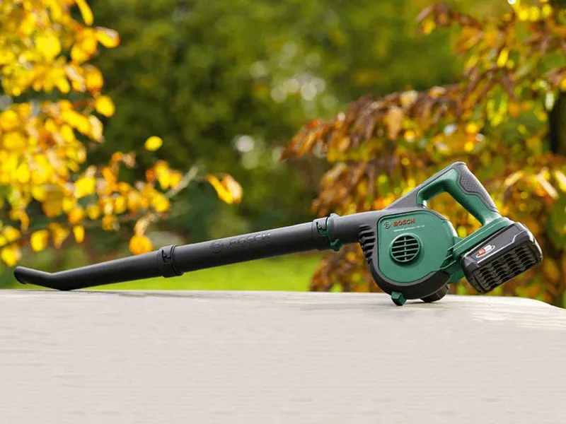 Bosch Universal Leaf Blower 18V - Souffleur électrique à batterie