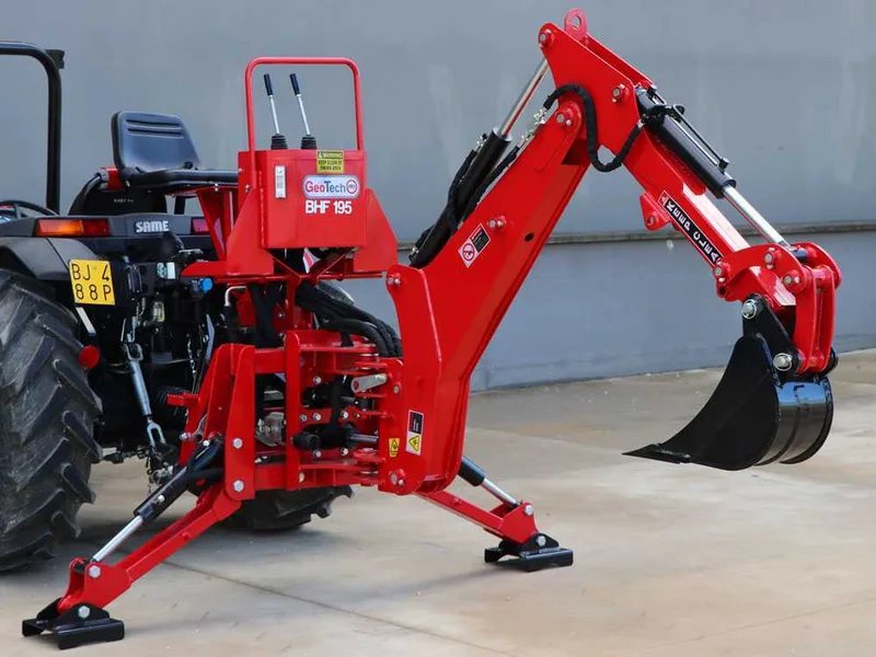 GeoTech Pro BHF 195 - Pelle rétro fixe pour tracteur