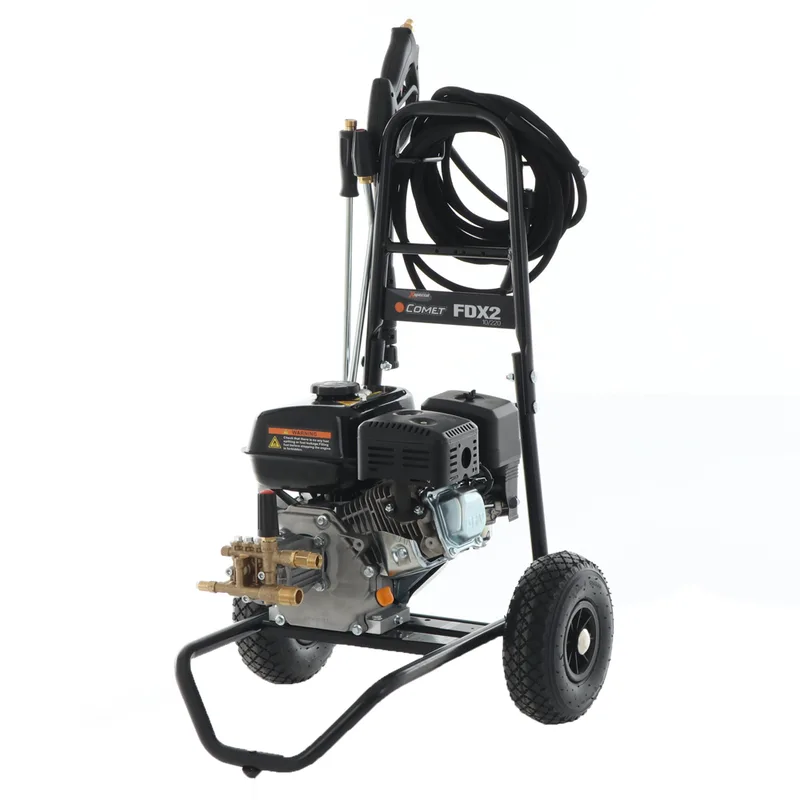 Comet FDX2 CXD 10/220 - Nettoyeur haute pression thermique - 220 bar - 600 l/h - Moteur Loncin G200FA à essence