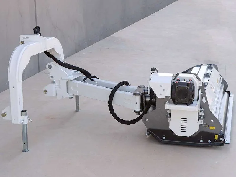 BlackStone RPEH 220 - Broyeur d'accotement latéral pour tracteur - Série lourde