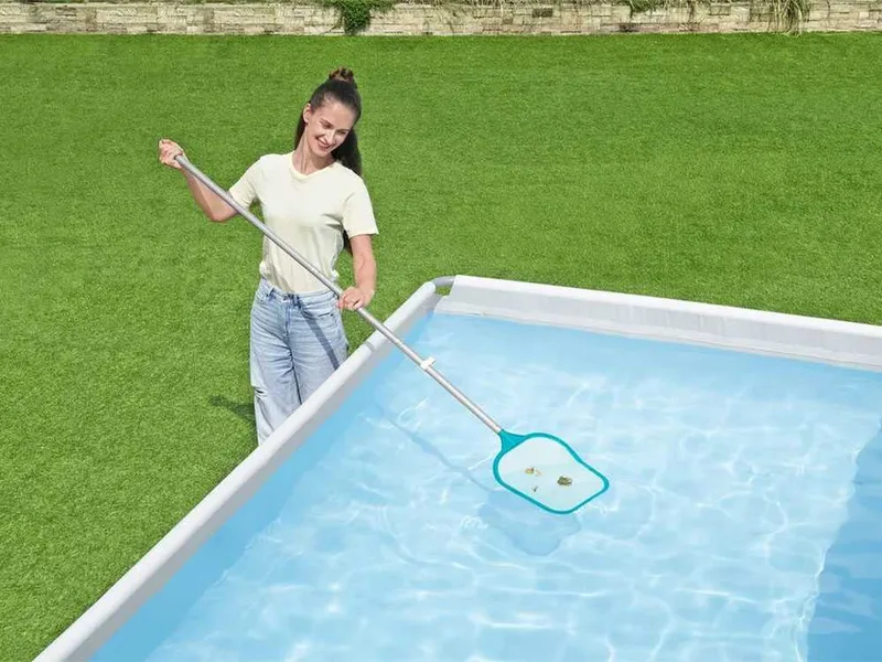 Kit de nettoyage AquaClear pour piscines Bestway 58794