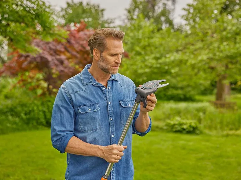 Gardena StarCut Pro S - Coupe-branches sur perche fixe de 160cm - Ø 32 mm