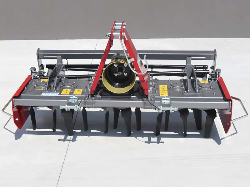 Herse rotative légère RF150 - largeur de travail 150 cm -14 lames série légère - Rouleau à cage