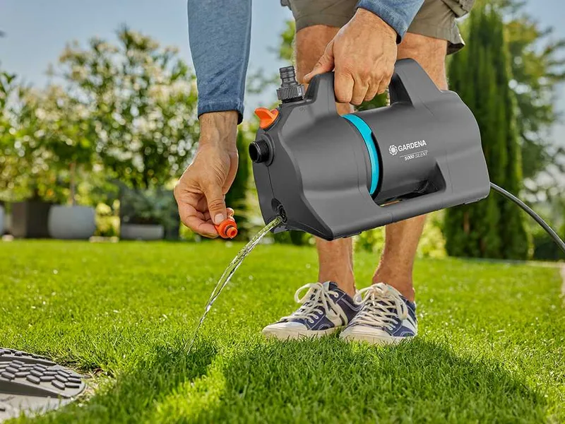 Gardena 5000 Silent - Pompe électrique d'arrosage pour le jardin - 550 W
