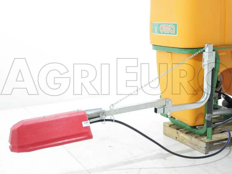 Rampe de désherbage mécanique interligne avec cloche moyenne à 2 jets