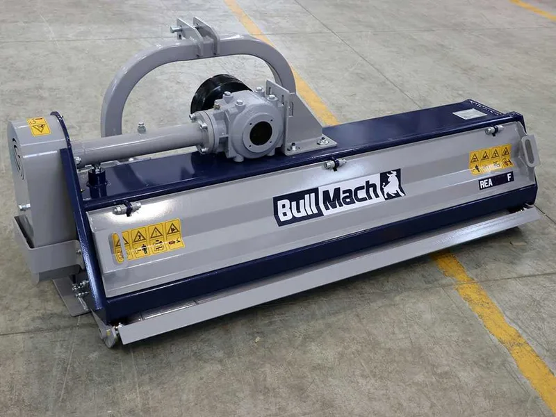 BullMach Rea 185 F - Broyeur sur tracteur - Série médium