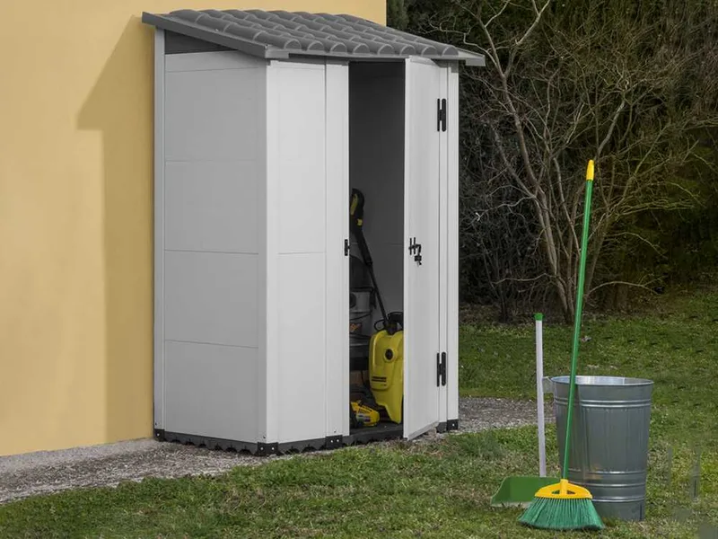 Garofalo Urban 100 - Abri de jardin - Avec porte décentrée - 122,5 x 82,5 x 201 cm