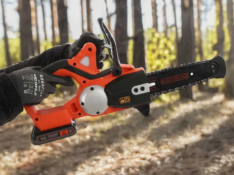 Black & Decker GKC1820LB-QW - Tronçonneuse à batterie - 18V