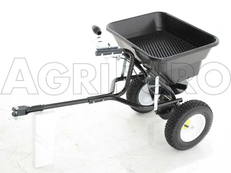 Semoir épandeur GeoTech tracté pour tracteurs tondeuses