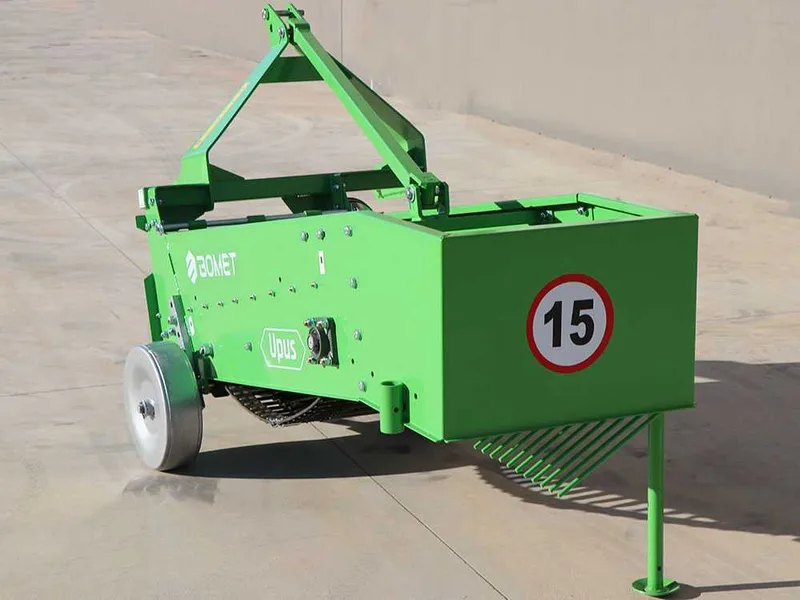 Bomet UPUS - Arracheuse de pommes de terre à tapis - Rangée simple - Pour tracteurs avec attelage à trois points