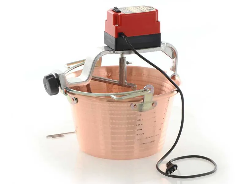 Chaudron à polenta en cuivre électrique martelé NuovaFac Cuoca Automatica base plate 9L - 24W