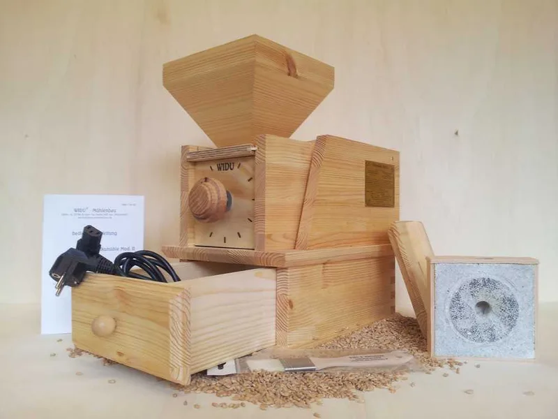 WIDU Volksmühle Mod. 2 - Moulin pour farine en bois massif - 400W
