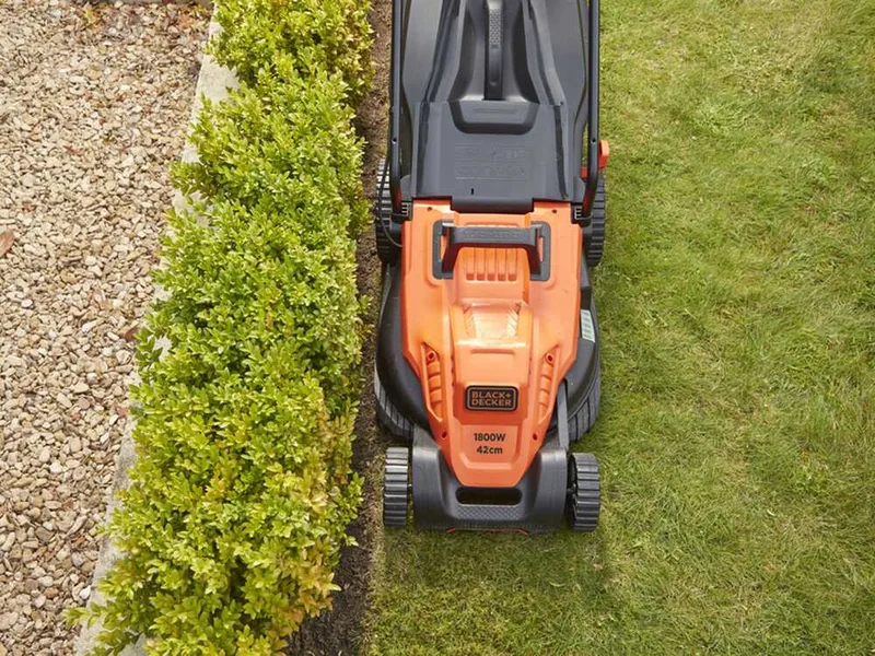 Black & Decker BEMW481ES-QS - Tondeuse à gazon électrique - 1800W - Coupe de 42 cm