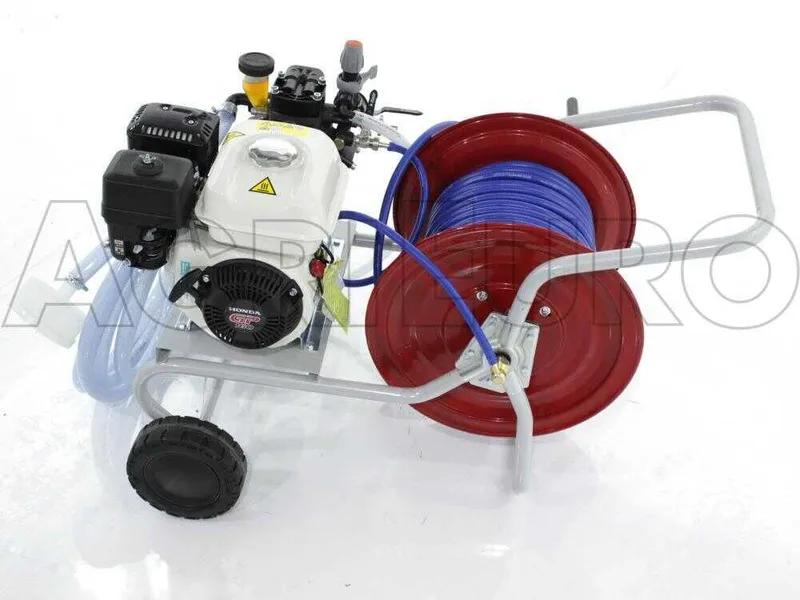 Groupe motopompe de pulvérisation Comet APS 41 avec moteur à essence Honda GP 160 et chariot