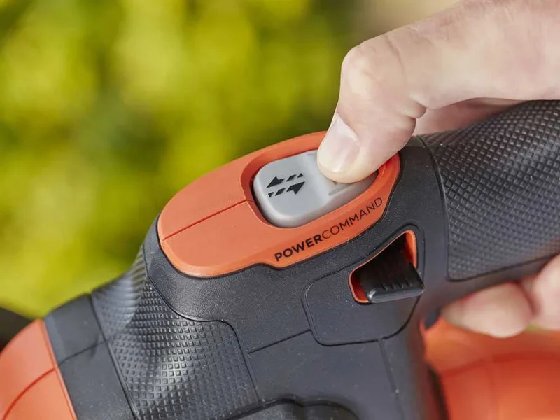 Taille-haie à batterie Black & Decker BCHTS3625L1 - 36V 2,5 Ah - Lamier 55cm
