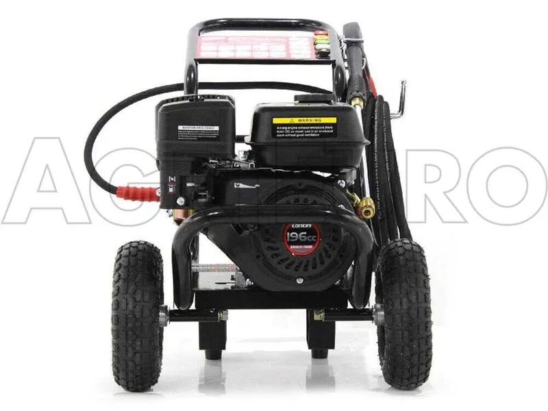 Nettoyeur haute pression thermique GeoTech Pro PWP 12/205 ZW avec moteur Loncin à essence