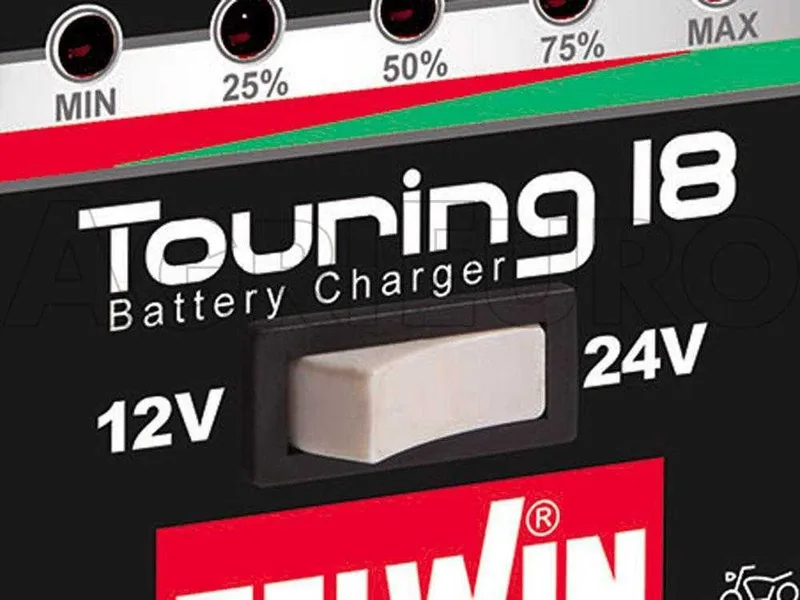 Telwin Touring 18 - Chargeur de batterie 12/24V - batteries de 60Ah à 180Ah et de 50Ah à 115Ah