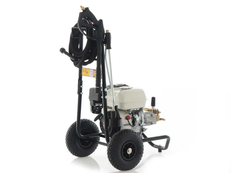 Nettoyeur haute pression thermique Comet FDX2 CXD 10/220 - Moteur Honda GP 200 - à essence