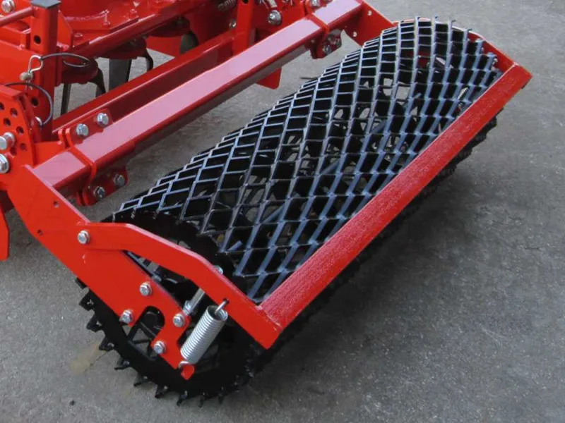 Herse rotative RF130 - largeur de travail 130 cm -12 lames Série légère - Rouleau à treillis