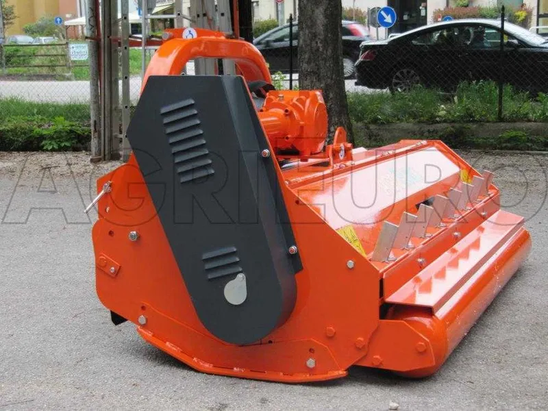 Top Line PS 180 - Broyeur pour tracteur - Série lourde - Avec déport hydraulique