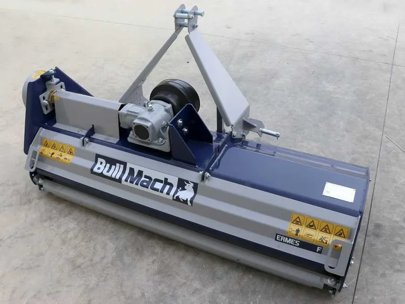 BullMach ERMES 135 F - Broyeur sur tracteur - Série légère