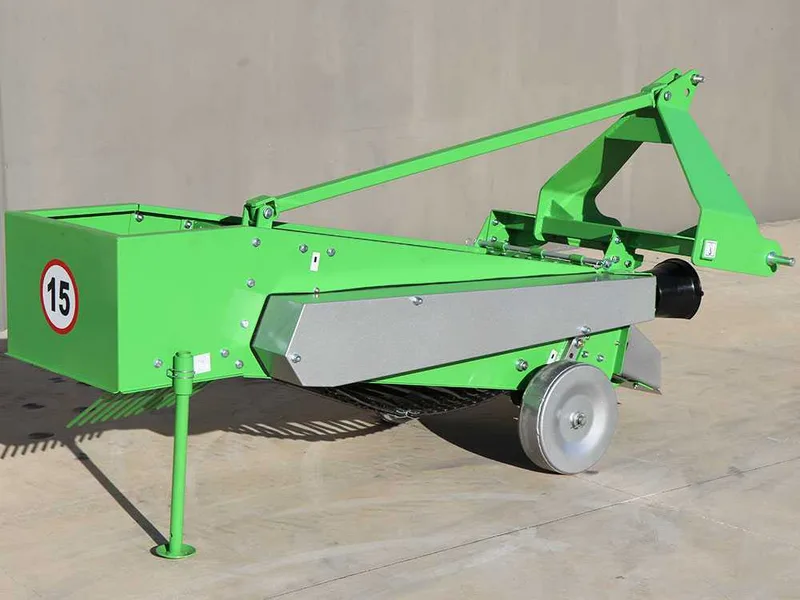 Bomet UPUS - Arracheuse de pommes de terre à tapis avec revêtement en caoutchouc - Rangée simple - Pour tracteurs avec attelage à trois points