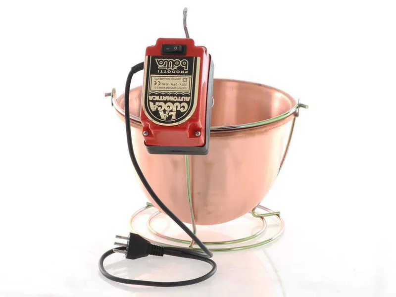 Chaudron électrique en cuivre lisse pour polenta NuovaFac Cuoca Automatica base ronde 4L - 24W