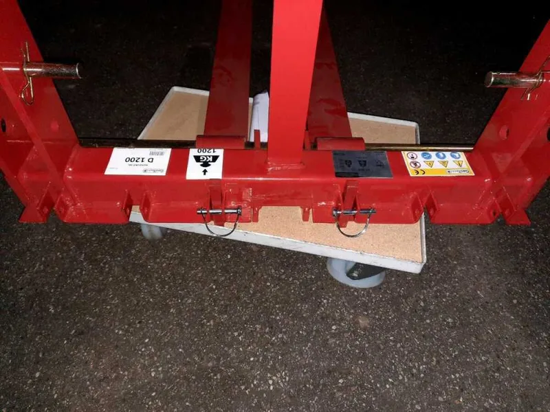 GeoTech D1200 - Fourche à palettes pour tracteur - Portepalette postérieure - Capacité de charge 1200 Kg