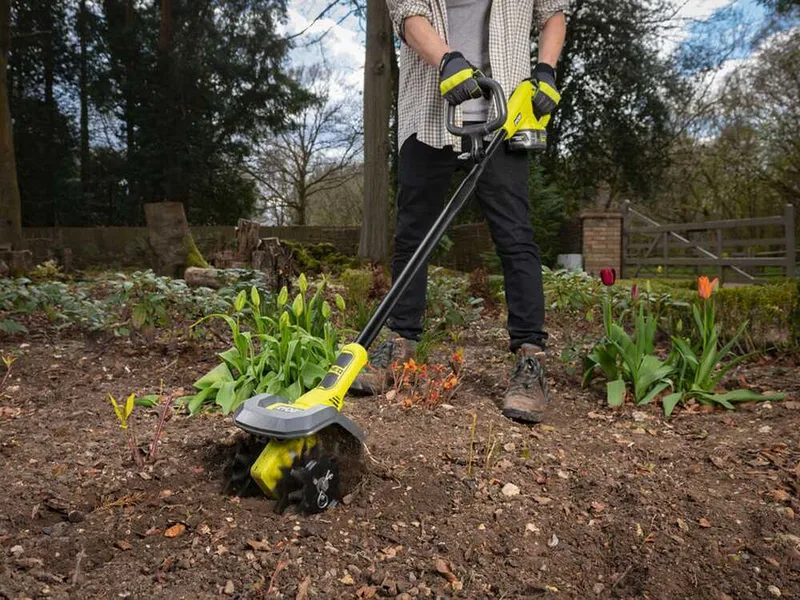 RYOBI RY18CVA-0 - Motobineuse à batterie - 18V 4Ah